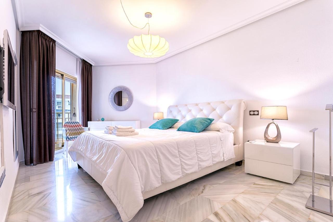 Rentcostadelsol Fuengirola Dona Sofia B Extérieur photo