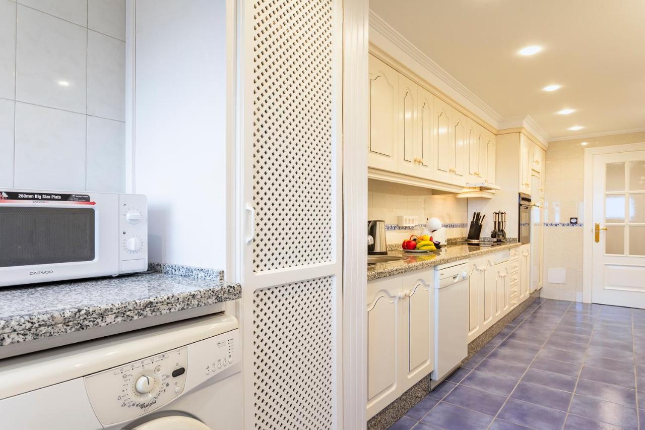 Rentcostadelsol Fuengirola Dona Sofia B Extérieur photo